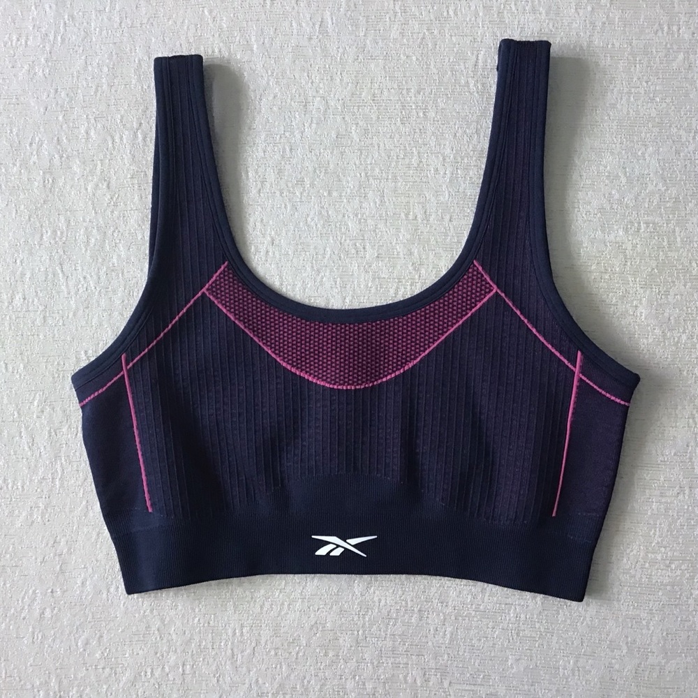 Reebok Seamless Low Impact Sports Bra Size Small Speed Wick Pink and Navy